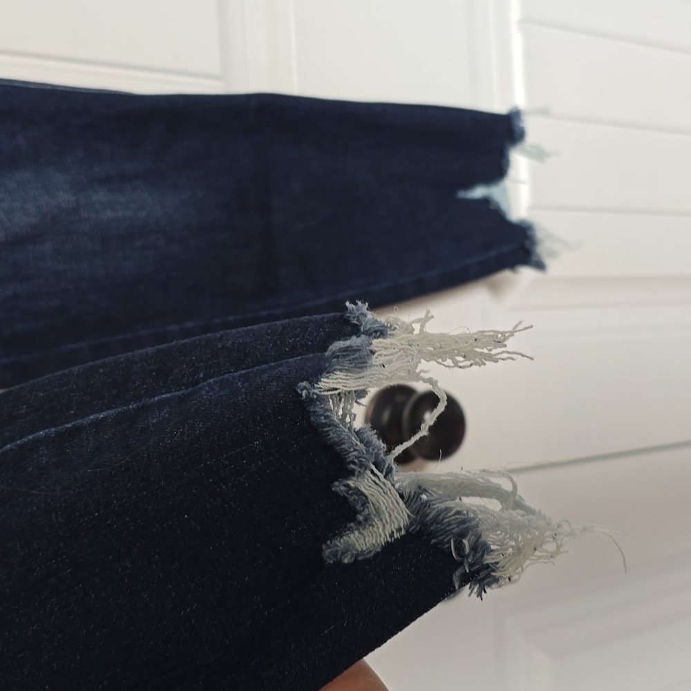 Women's Dark Blue Frayed Hem Jeans - Picture 3 of 6